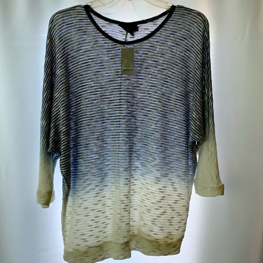 Lane Bryant size 14-16 navy and white dropshoulder knit top